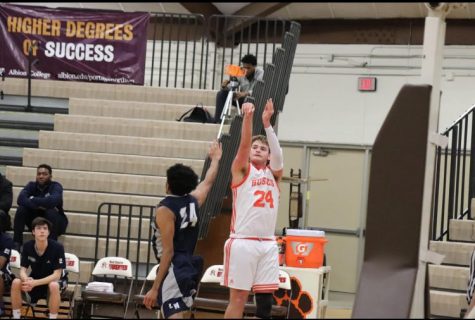 Varsity basketball ends season after post-season run