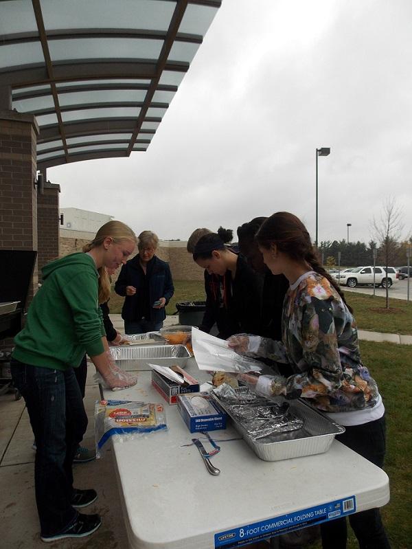 Lunches for Lives: Portage Northern Interact Club Raises Funds for Portage Families in Need