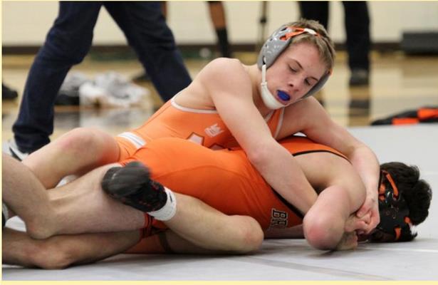 Lead by strong performances, wrestling team continues successful season
