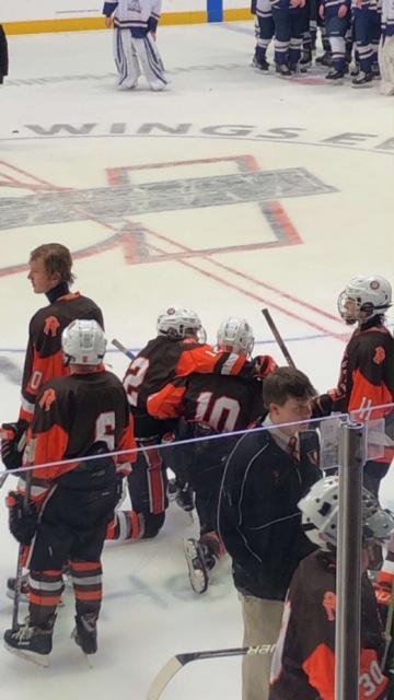 On Ice: Hockey team works their way through challenging schedule