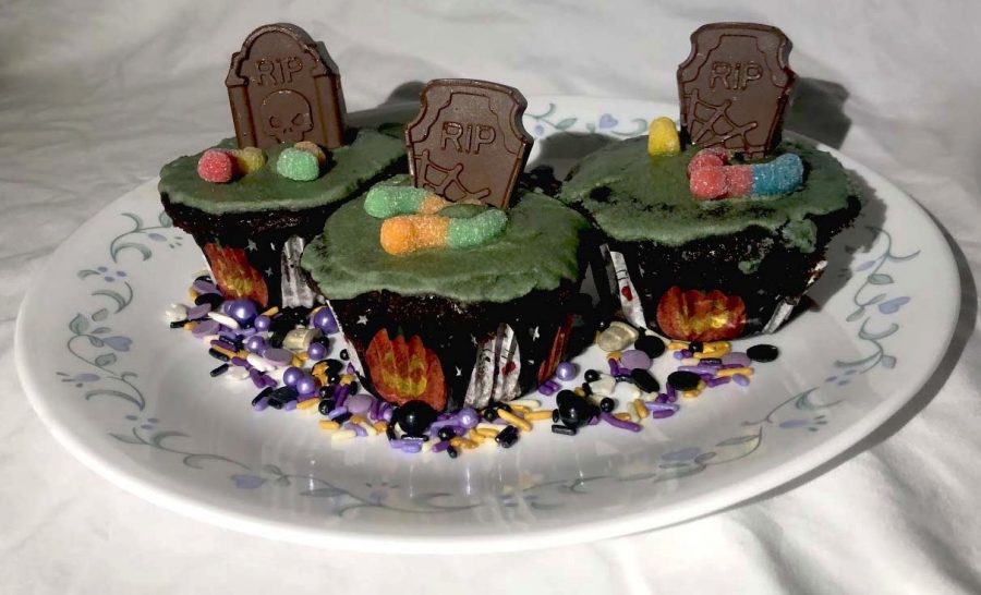 These spooky cupcakes are great for Fall.